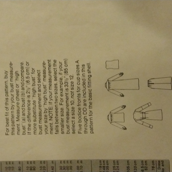 Vogue Sewing Pattern . - Picture 13 of 13
